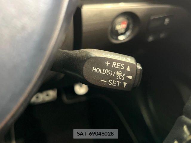 Toyota PRIUS PHV 2018-04 7251993-5