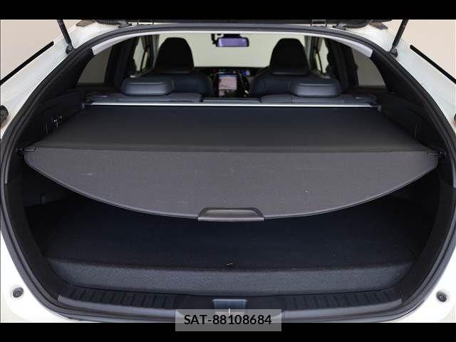 Toyota PRIUS PHV 2017-07 7272750-19