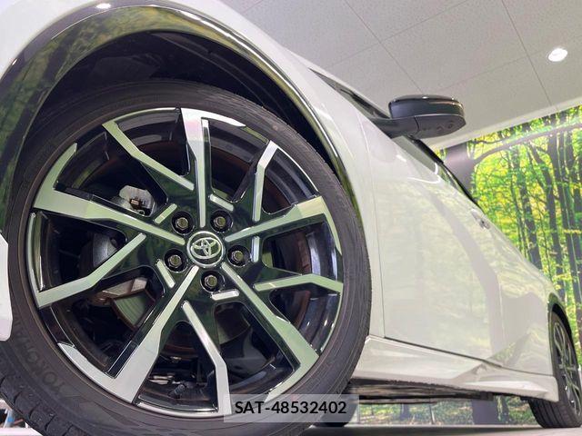 Toyota PRIUS PHV 2023-04 7272751-12