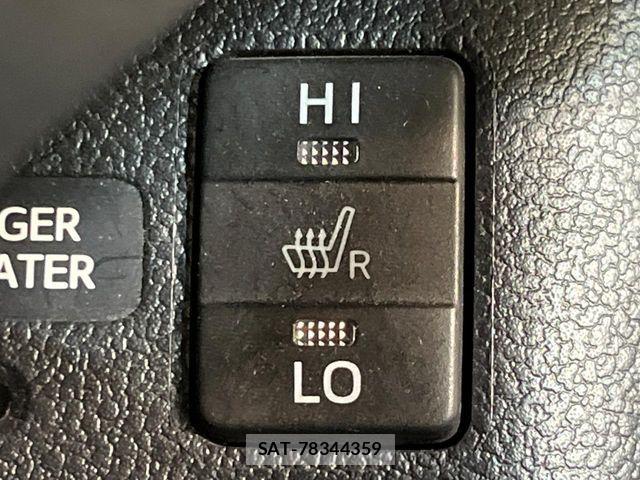 Toyota PRIUS PHV 2017-03 7329570-5