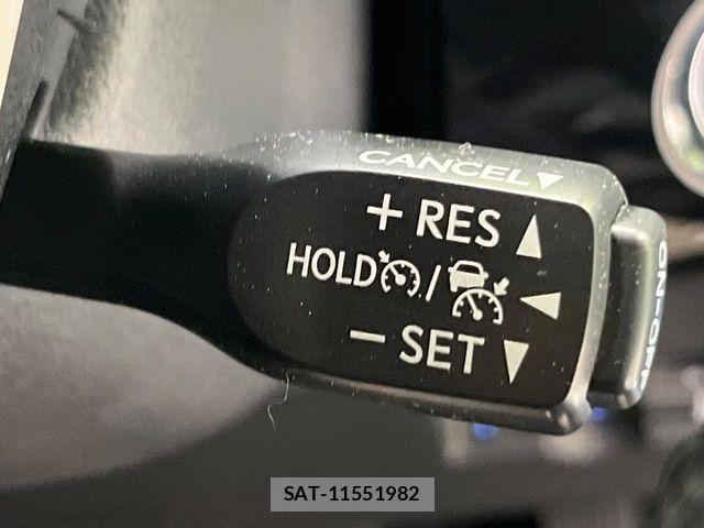 Toyota PRIUS PHV 2017-03 7329569-6