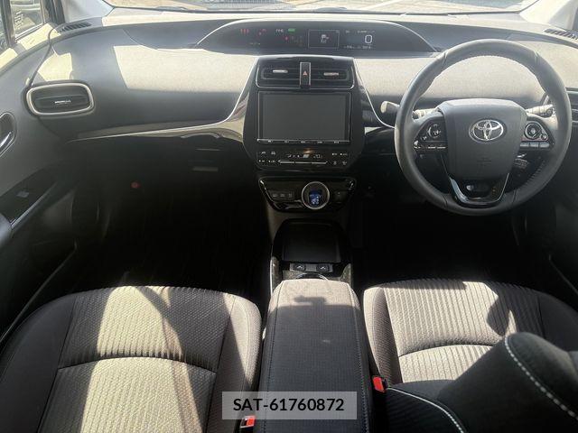 Toyota PRIUS PHV 2021-10 7329553-2
