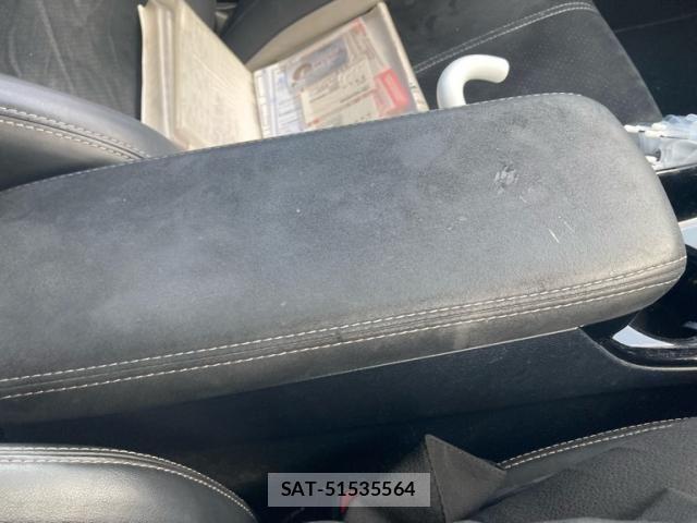 Toyota PRIUS PHV 2018-04 7329571-23