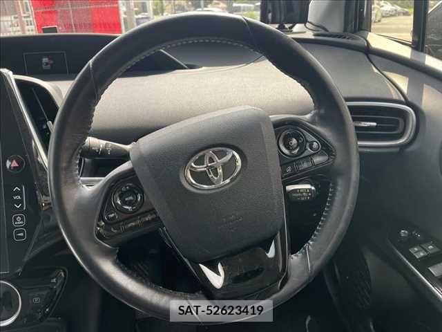 Toyota PRIUS PHV 2019-06 7329568-10