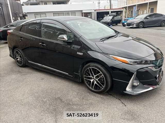 Toyota PRIUS PHV 2019-06 7329568-16