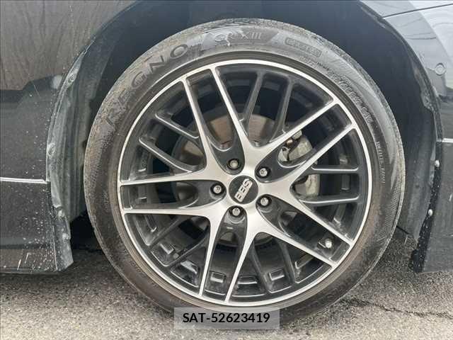 Toyota PRIUS PHV 2019-06 7329568-28