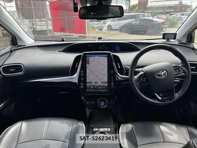 Toyota PRIUS PHV 2019-06 7329568-2