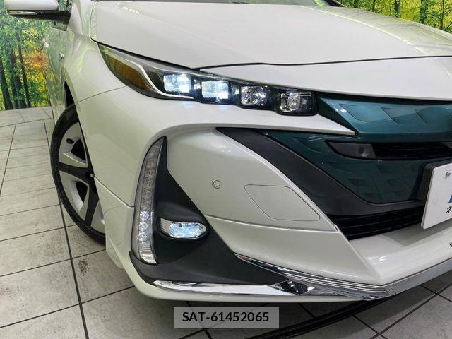 Toyota PRIUS PHV 2018-11 7329565-11