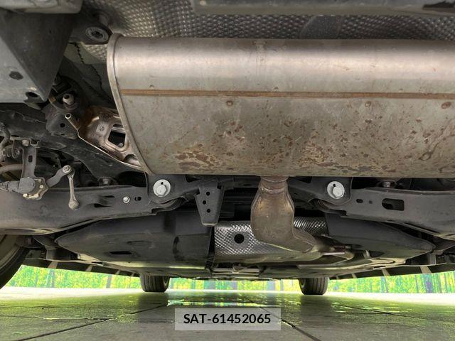 Toyota PRIUS PHV 2018-11 7329565-18