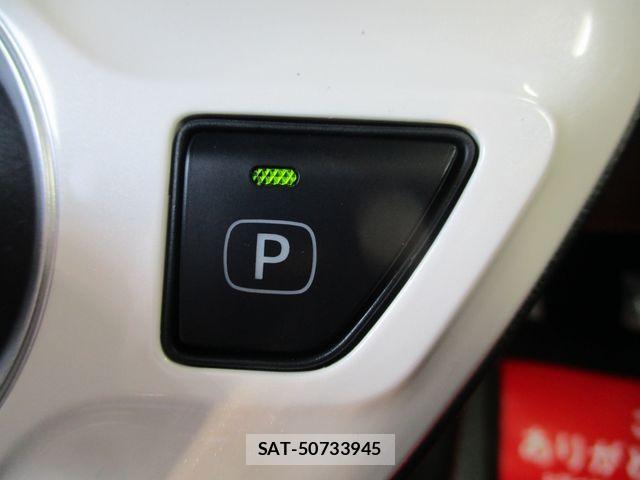 Toyota PRIUS PHV 2017-09 7329559-14
