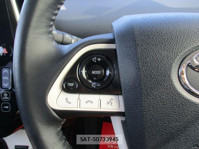 Toyota PRIUS PHV 2017-09 7329559-17