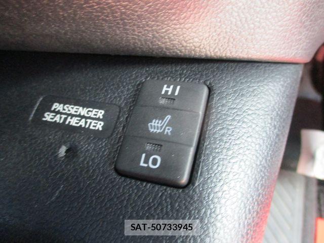 Toyota PRIUS PHV 2017-09 7329559-29