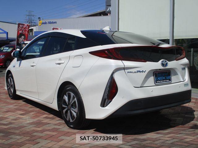Toyota PRIUS PHV 2017-09 7329559-3