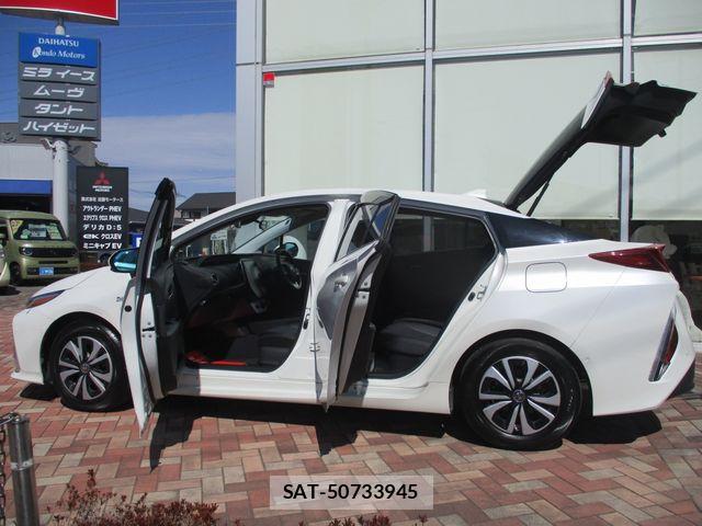 Toyota PRIUS PHV 2017-09 7329559-5