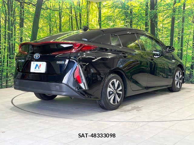 Toyota PRIUS PHV 2017-05 7359425-16