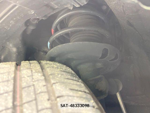 Toyota PRIUS PHV 2017-05 7359425-19
