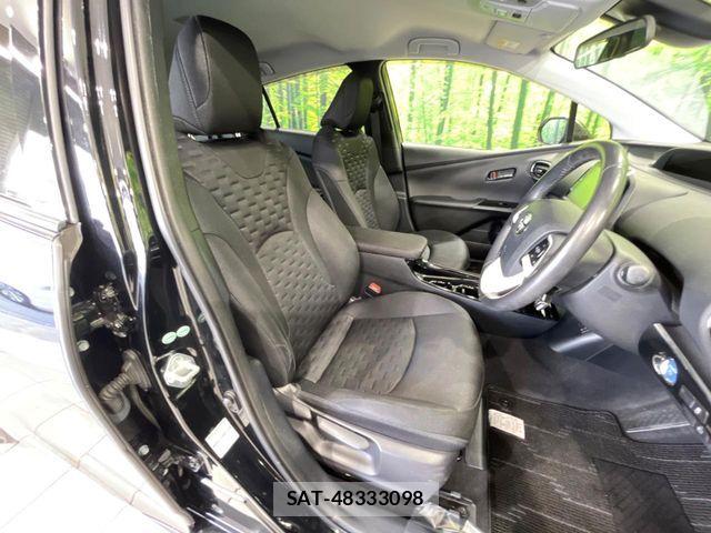 Toyota PRIUS PHV 2017-05 7359425-7