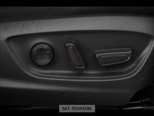 Toyota PRIUS PHV 2022-09 7393707-15