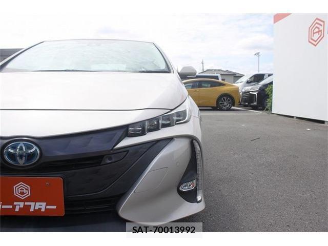 Toyota PRIUS PHV 2019-10 7393719-25