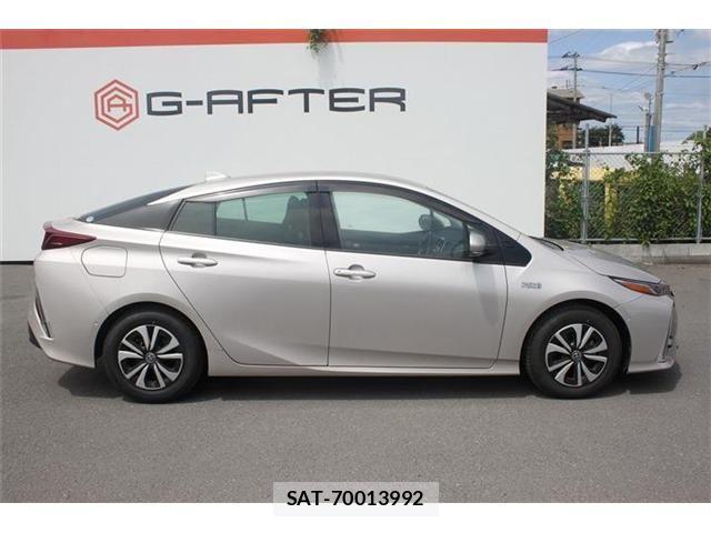 Toyota PRIUS PHV 2019-10 7393719-7