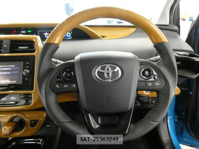 Toyota PRIUS PHV 2018-01 7393728-18