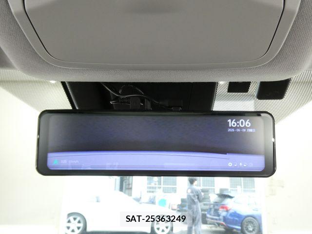 Toyota PRIUS PHV 2018-01 7393728-26