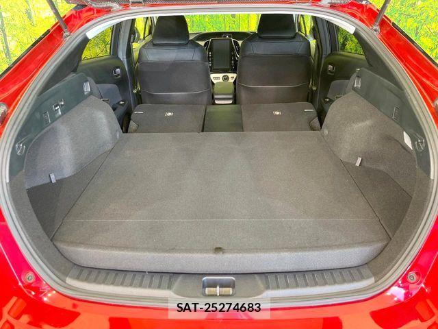Toyota PRIUS PHV 2017-09 7457059-9
