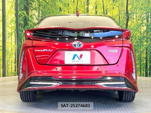 Toyota PRIUS PHV 2017-09 7457059-14
