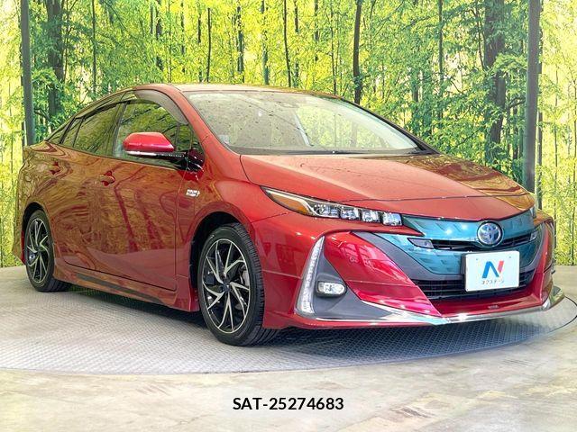 Toyota PRIUS PHV 2017-09 7457059-15