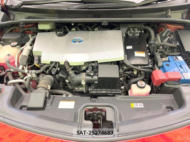Toyota PRIUS PHV 2017-09 7457059-17