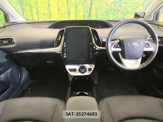 Toyota PRIUS PHV 2017-09 7457059-1