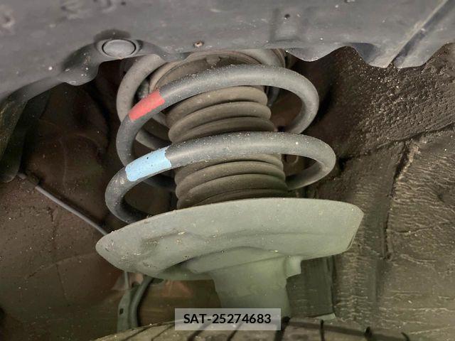 Toyota PRIUS PHV 2017-09 7457059-19