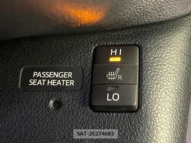 Toyota PRIUS PHV 2017-09 7457059-5