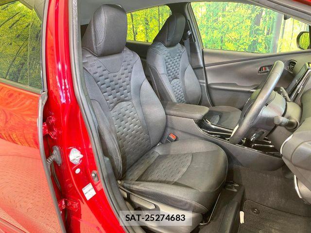 Toyota PRIUS PHV 2017-09 7457059-7