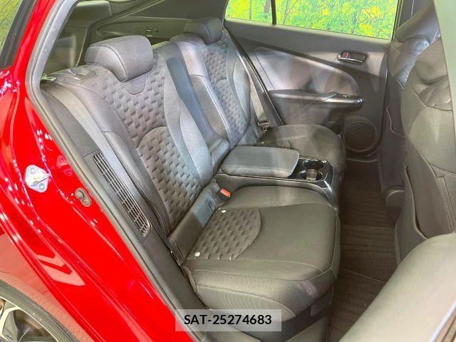 Toyota PRIUS PHV 2017-09 7457059-8