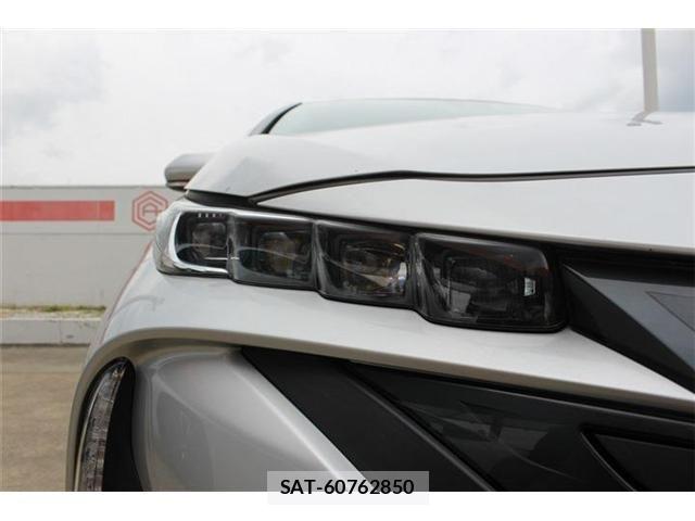 Toyota PRIUS PHV 2022-01 7457045-14