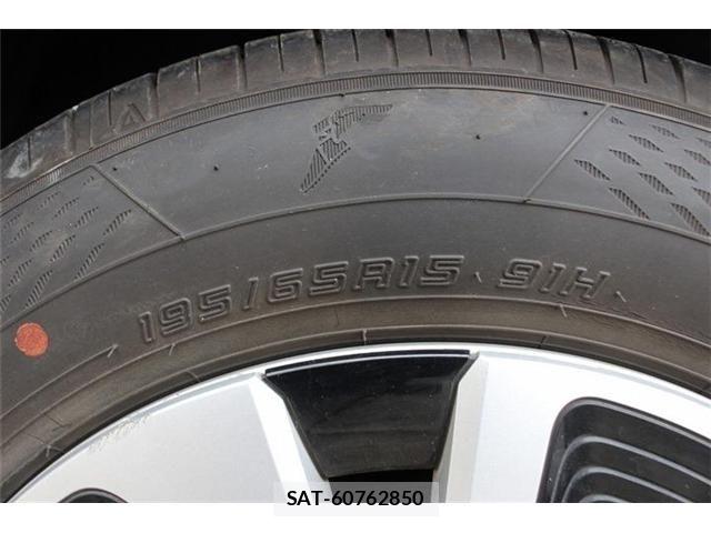 Toyota PRIUS PHV 2022-01 7457045-27
