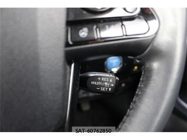 Toyota PRIUS PHV 2022-01 7457045-4