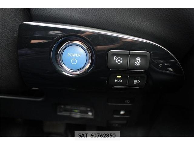 Toyota PRIUS PHV 2022-01 7457045-5