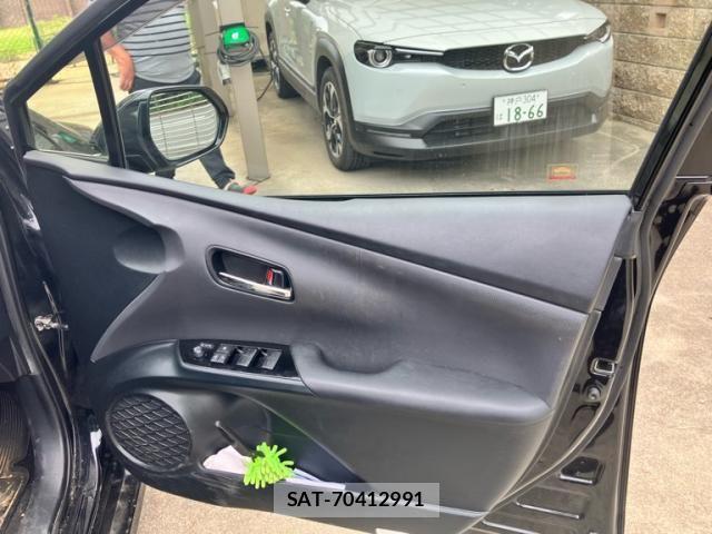 Toyota PRIUS PHV 2020-06 7457056-12