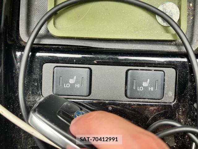Toyota PRIUS PHV 2020-06 7457056-25
