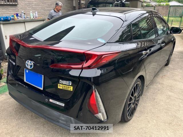 Toyota PRIUS PHV 2020-06 7457056-3