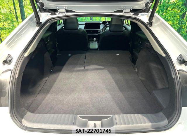 Toyota PRIUS PHV 2024-03 7457042-9