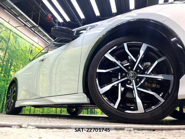 Toyota PRIUS PHV 2024-03 7457042-12