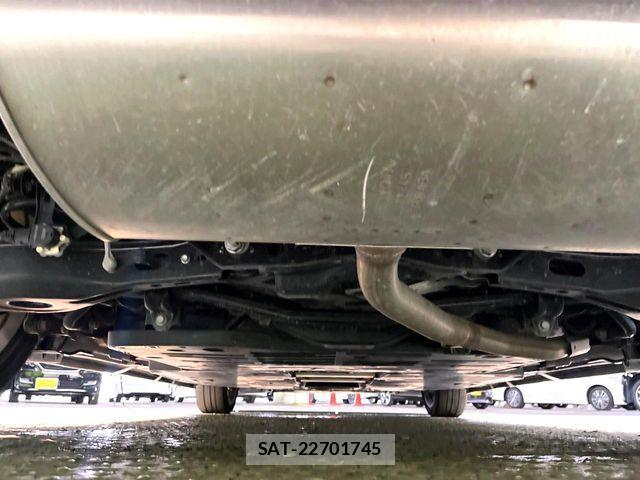 Toyota PRIUS PHV 2024-03 7457042-18