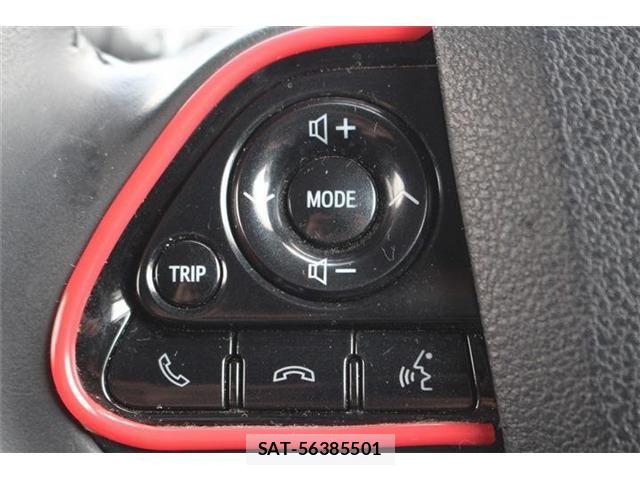 Toyota PRIUS PHV 2020-02 7457055-22