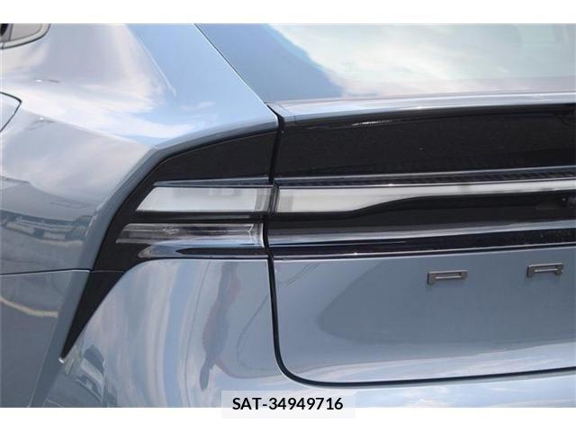 Toyota PRIUS PHV 2023-05 7457046-25