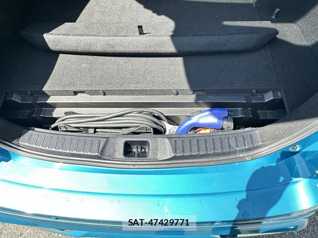 Toyota PRIUS PHV 2017-02 7457053-11