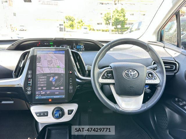 Toyota PRIUS PHV 2017-02 7457053-12