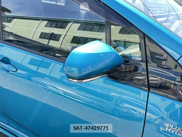 Toyota PRIUS PHV 2017-02 7457053-8
